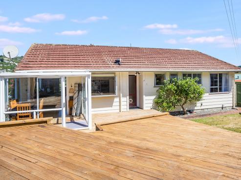 7 John Witton Drive, Crofton Downs