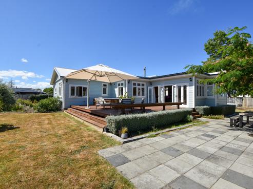4 Hartley Avenue, Carterton