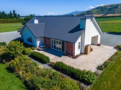 61 Hekeao Road, Mayfield