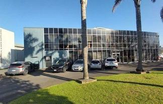 Modern Offices Rosebank Rd REDUCED