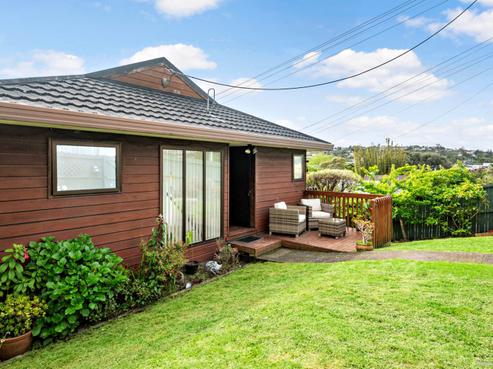1/708 Beach Road, Browns Bay