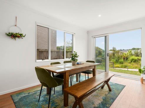 11 Purei Lane, Massey