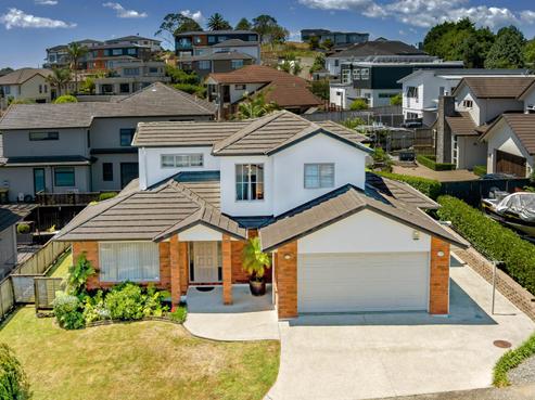 11 Aldon Lane, The Gardens