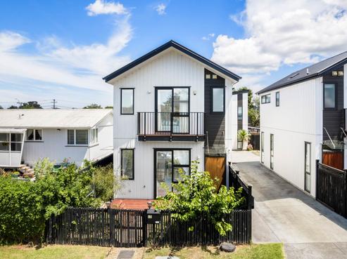 4E Montmere Avenue, Te Atatu Peninsula