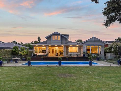 11 Epsom Avenue, Epsom