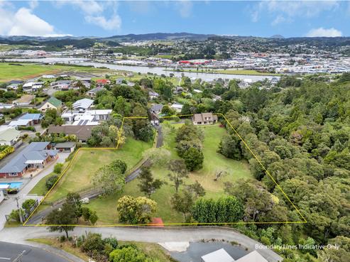 63 Memorial Drive, Parahaki