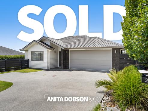 22 Woodridge Drive, Stanmore Bay