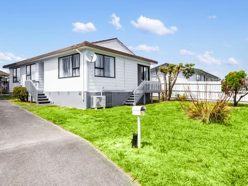 1/7 Haumia Way, Otara