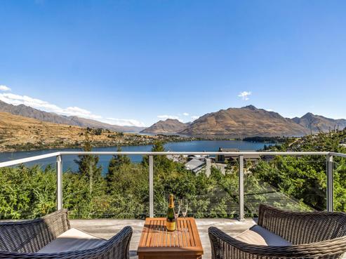 7 Stone Ridge Place, Queenstown Central