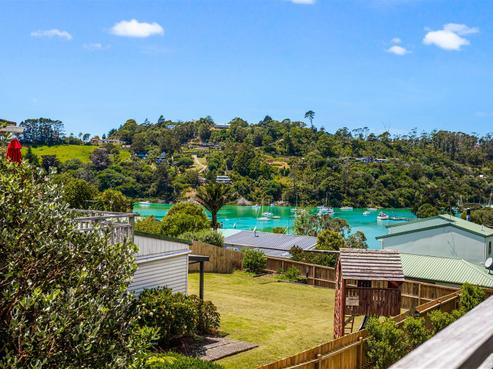 28 Stillwater Crescent, Stillwater