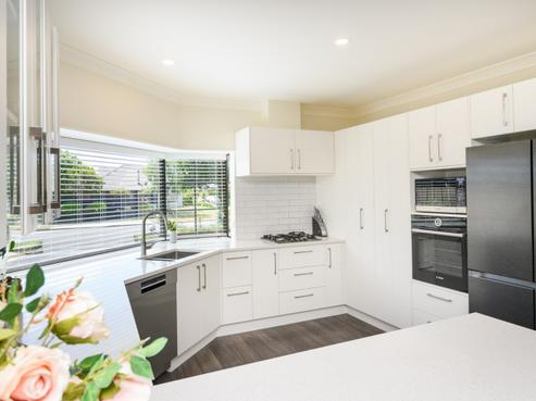 96 Pacific Drive, Fitzherbert