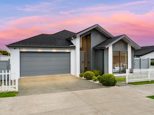 18 Siren Street, Wainui