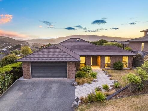 123 Te Puia Drive, Aotea
