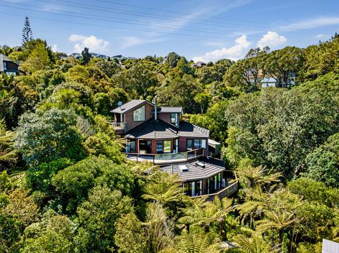 8 Wesley Bay Glade, Hillsborough