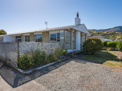 1/1 Tainui Street, Stoke