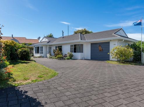 101A Lakewood Drive, Nukuhau