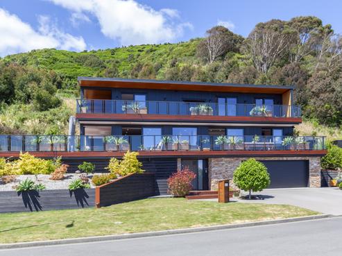 101 Kakariki Grove, Waikanae