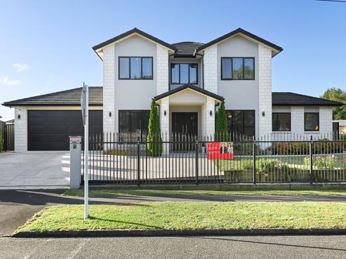 22 Saxbys Road, Deanwell