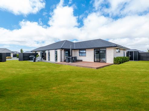 5 Crest Place, Rolleston