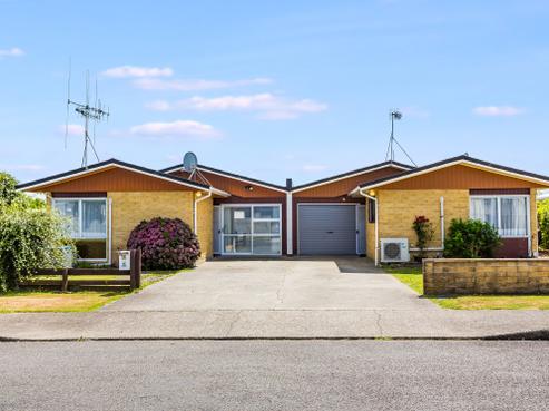 35 Power Street, Levin