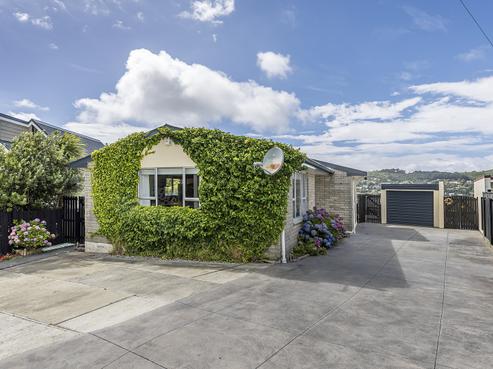 9 Admiralty Street, Crofton Downs