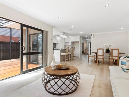 32 Arranmore Drive, Flat Bush