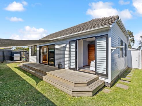 2/7 Wilmot Street, Northcote