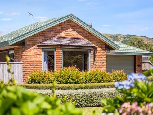 6 Horopito Road, Waikanae