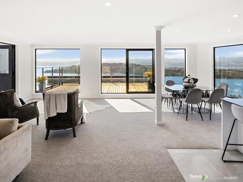 2/25 Thane Road, Roseneath