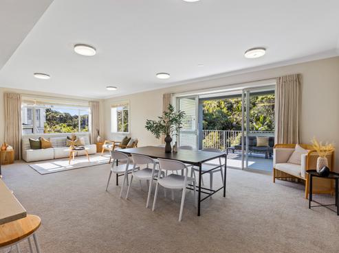 60 Eaves Bush Parade, Orewa