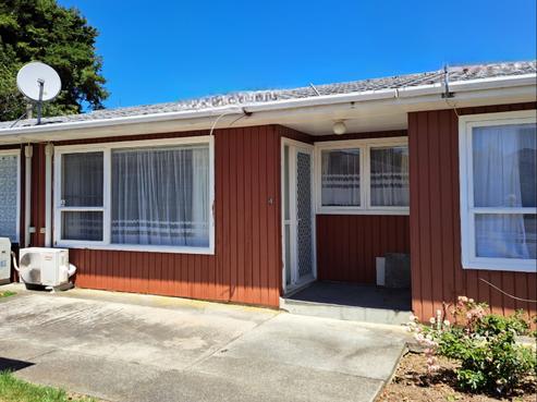 4/13 Victoria Street, Levin