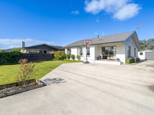 200 Racecourse Road, Glengarry