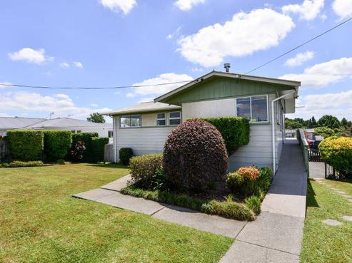 198 Sandwich Road, Saint Andrews