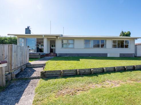 2 Adam Place, Mangakakahi