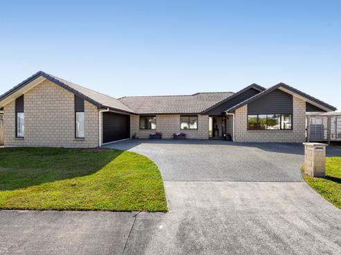 2 Teatree Close, Huntington