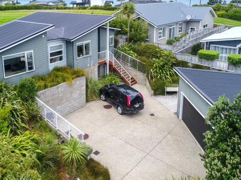 6 Barcliff Terrace, Gulf Harbour