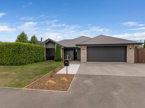 63 Liffey Springs Drive, Lincoln