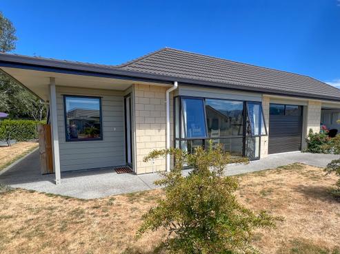 33 Ashmore Park Road, Carterton