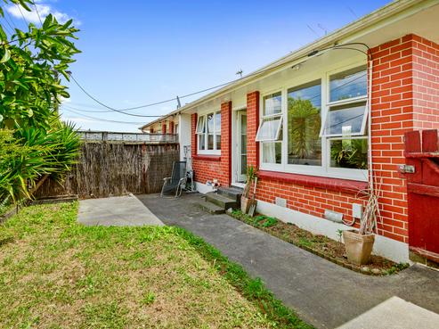 2/33 Ward Street, Trentham