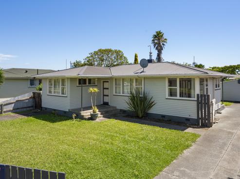 99 Bledisloe Road, Maraenui