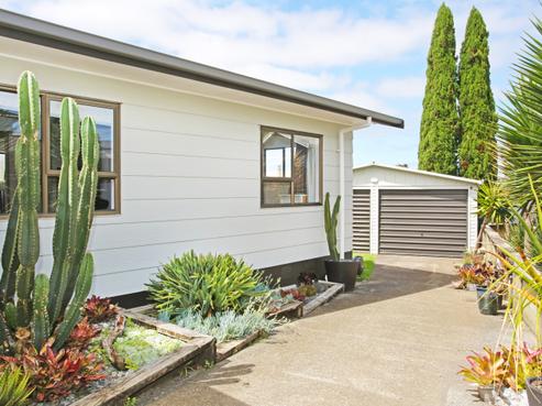 103A Kitchener Road, Waiuku