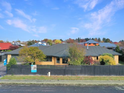 13 Walshs Road, Allenton