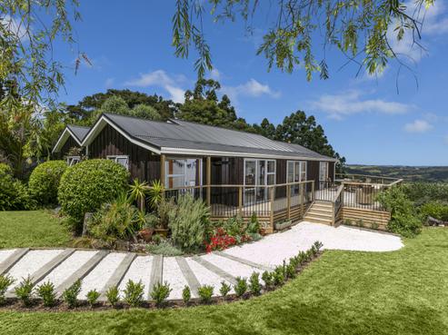 3 West Road, Kaukapakapa