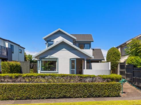 2 Kawaroa Close, New Plymouth Central