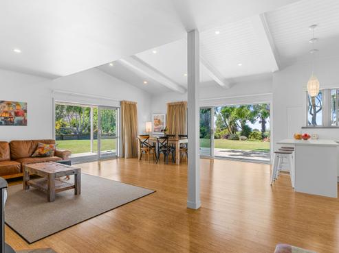 350 Brooks Road, Waipu