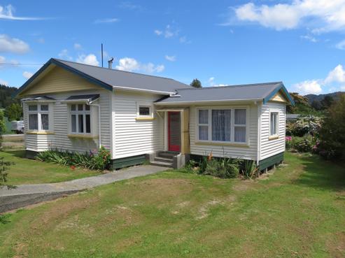 4 Sinnamon Street, Reefton