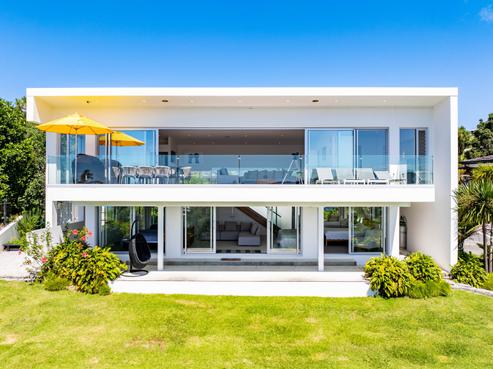 4 Breadalbane Place, Langs Beach