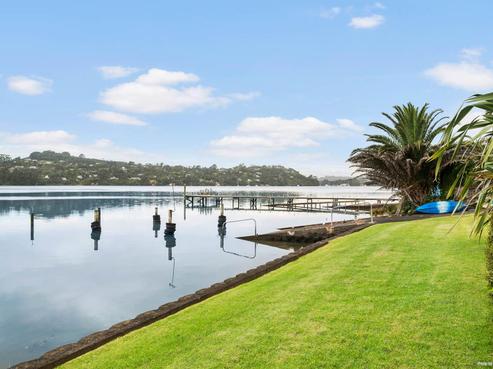 32 Pohutukawa Road, Whenuapai