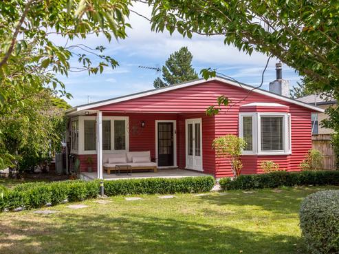 144 Fitzherbert Street, Featherston