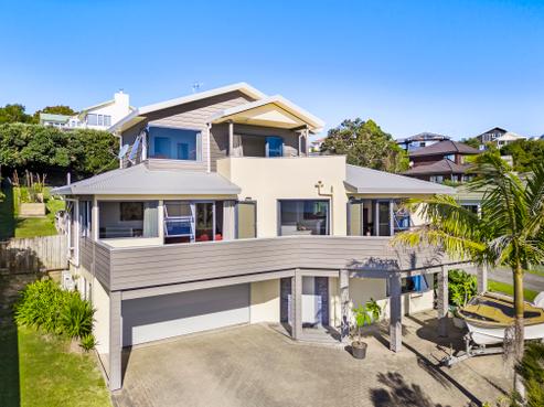 13 Siesta Terrace, Gulf Harbour